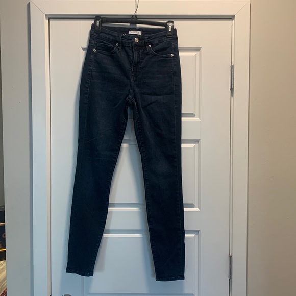 GOOD AMERICAN Good Legs Jeans - Picture 1 of 3